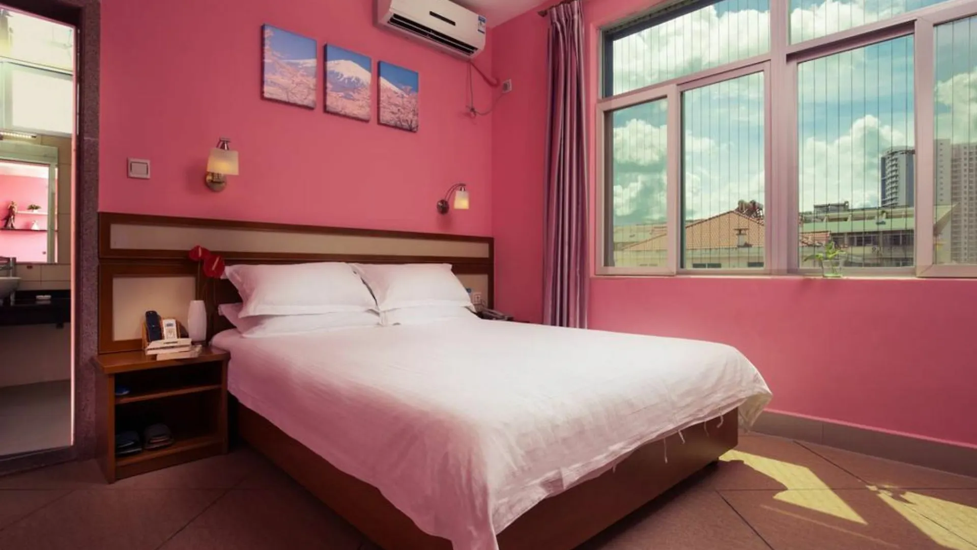 Sanya Tropical Island Hotel